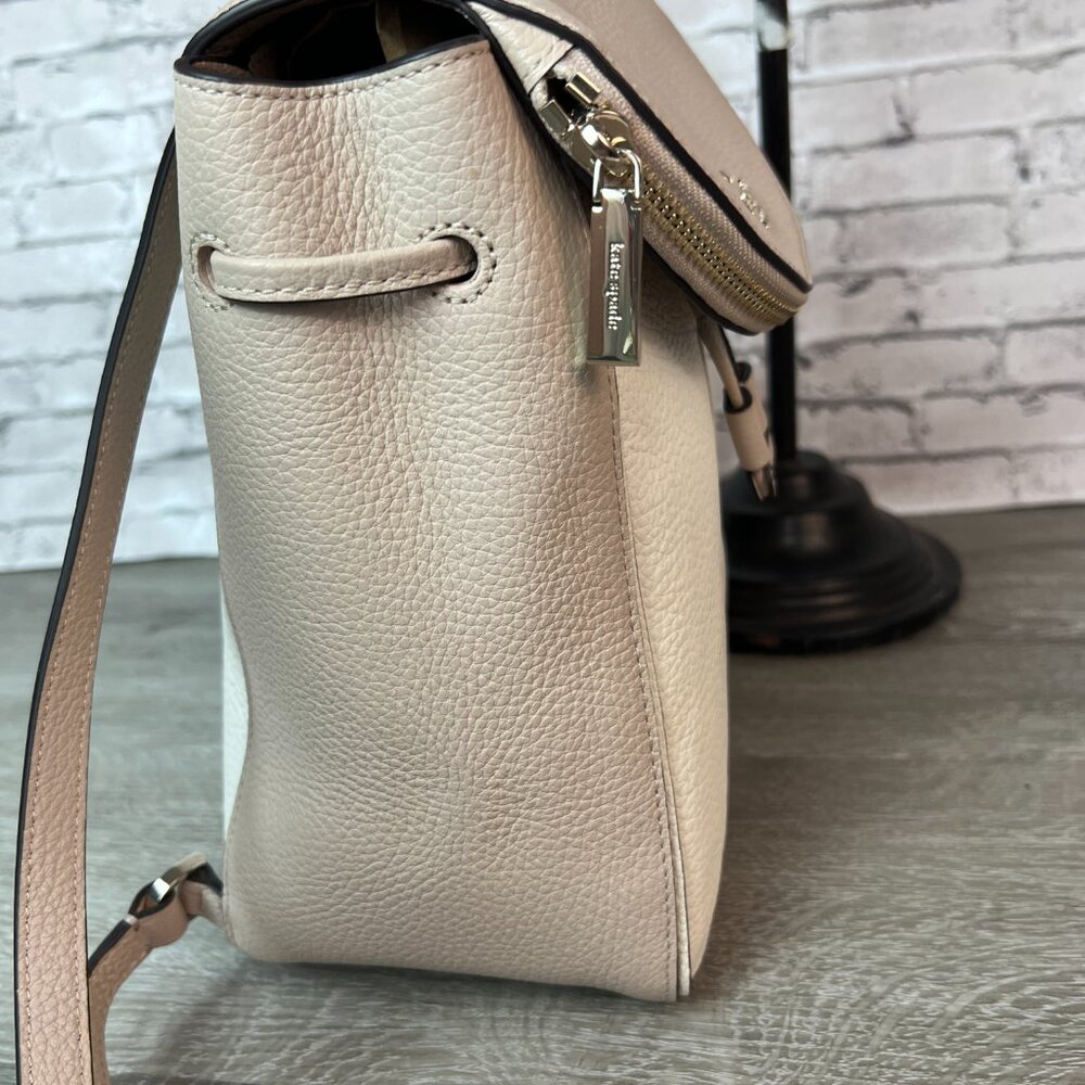 Kate Spade Leila Backpack Beige/Ivory Purse Leather - Picture 4 of 5